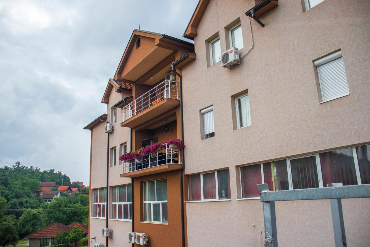Vrla Vladičin Han